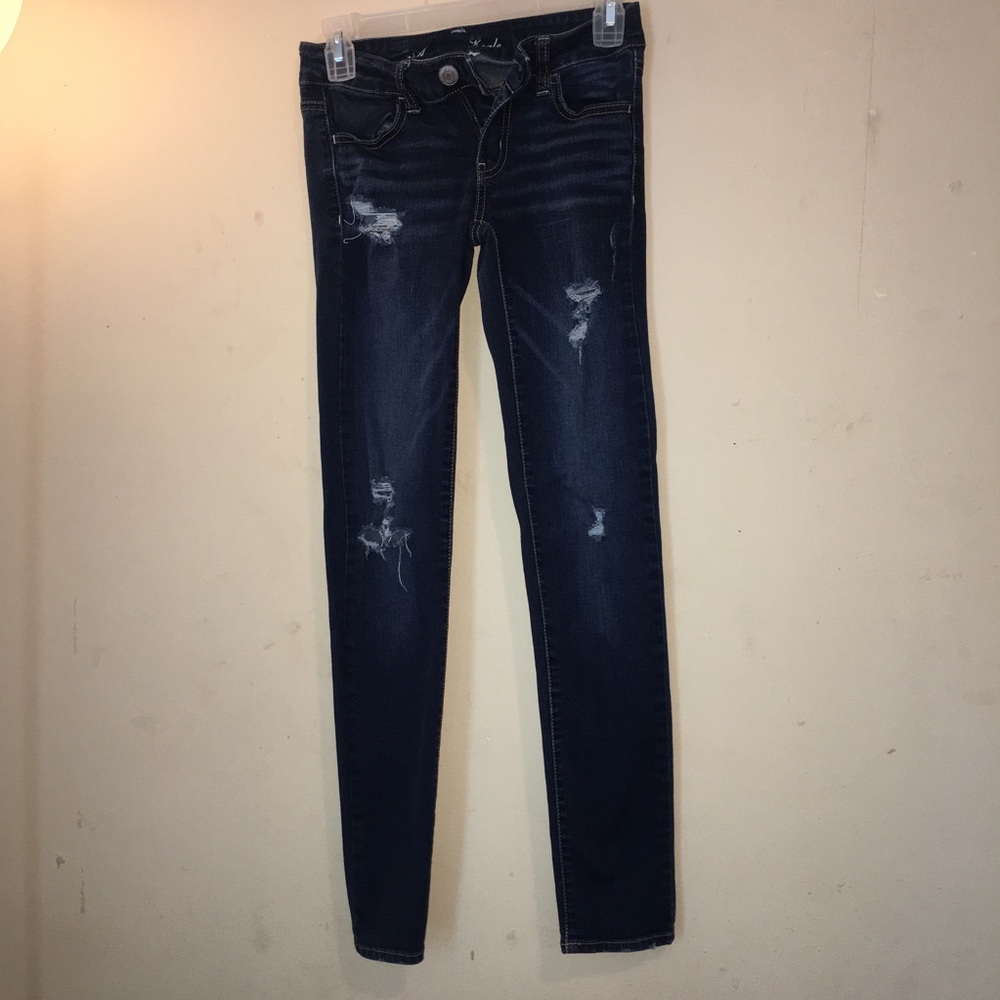 American Eagle skinny pants.